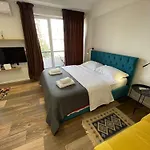 Boutique Central Studio Apartments